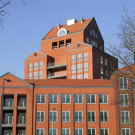 De Boomhut Bed and Breakfast